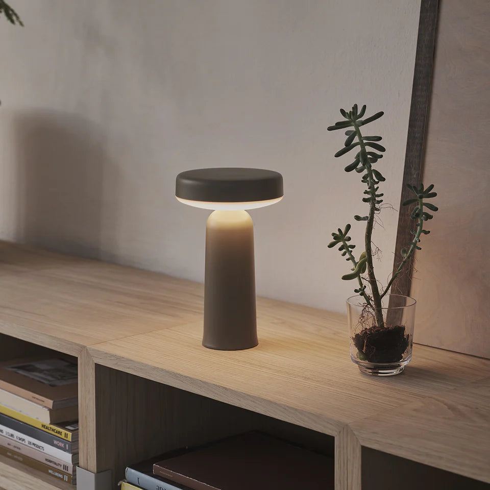sm-image-0f1906443ea0e9e53e3b839d Pebble Table Lamp
