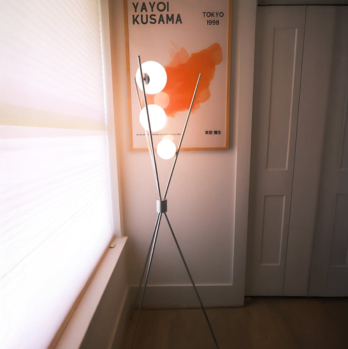 sm-image-3b95915ec94d96830a613ce3 Triglobe Floor Lamp