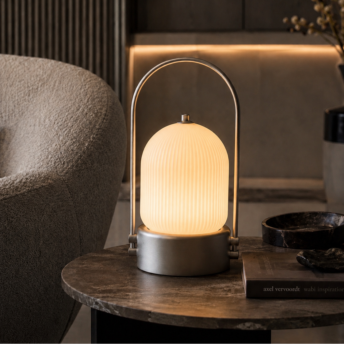 sm-image-52cf7915801f6cf53e7bb2e6 Kana Table Lamp