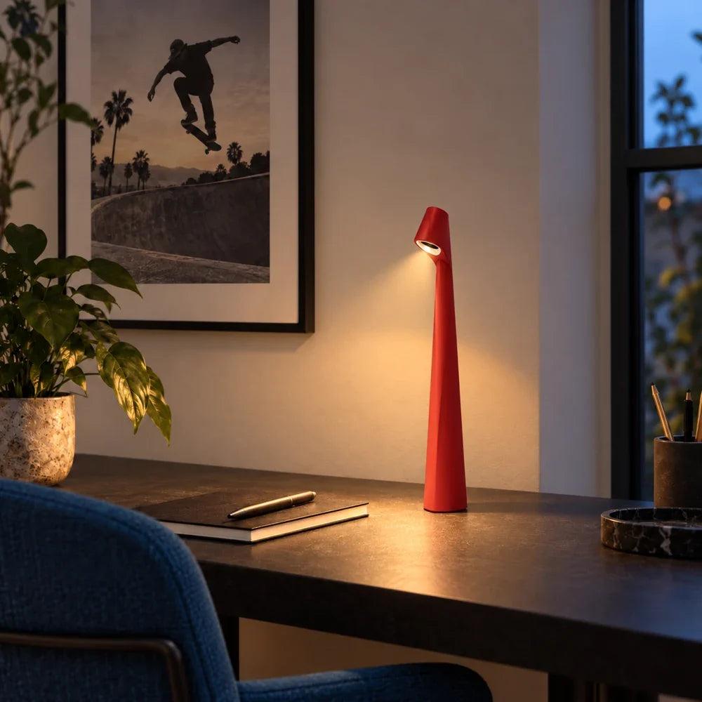 sm-image-55399413d6304f3dfef083fb Flare Cordless Table Lamp