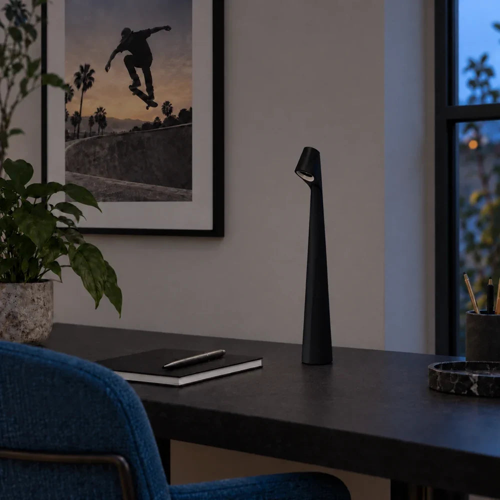 sm-image-adc993653323ad42839280fa Flare Cordless Table Lamp