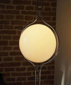 Pluto Floor To Ceiling Lamp