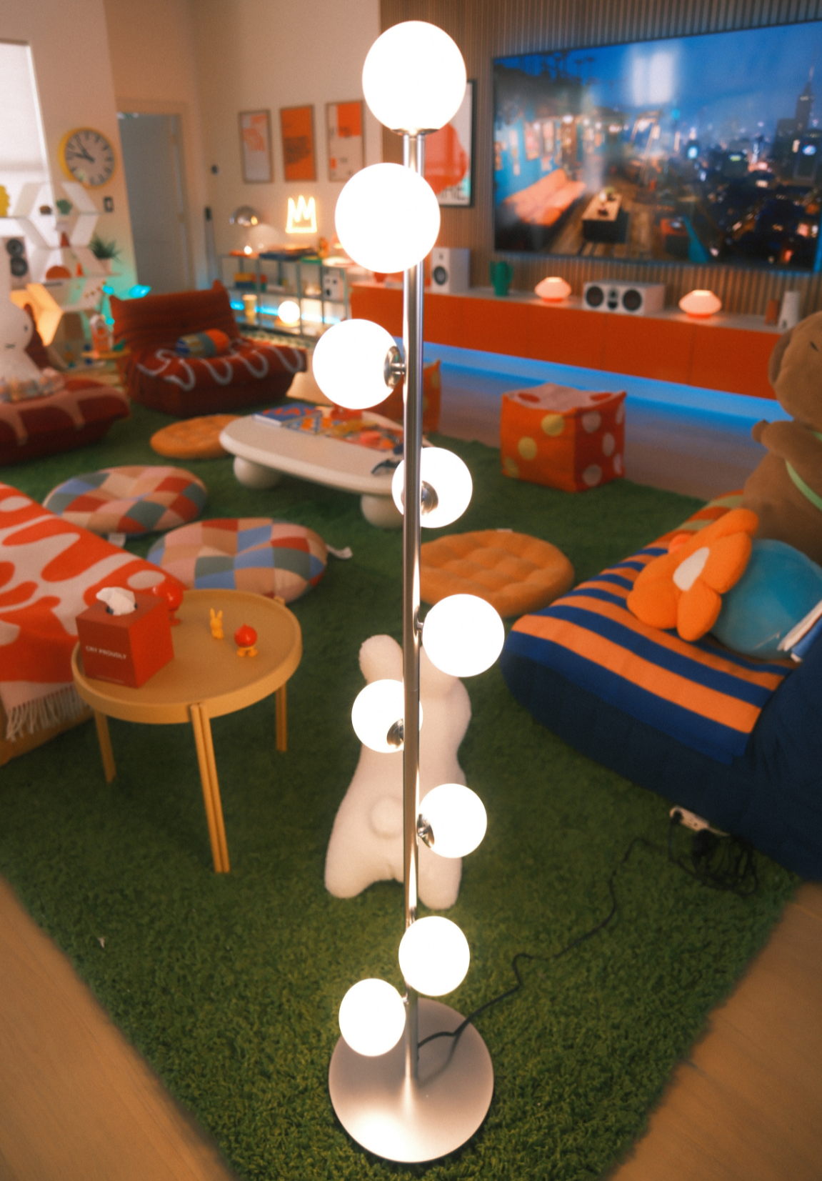 sm-image-e9803eff9bafc751efdd9cc1 Pearl Floor Lamp